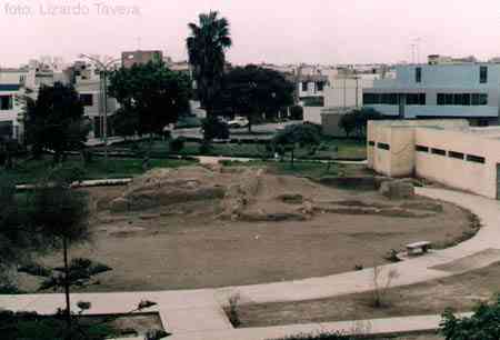 Vista panorámica de Huaca La Luz, Edificio B