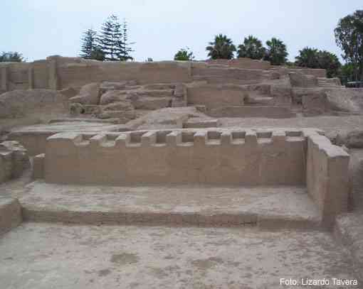 [Huaca Cruz Blanca]